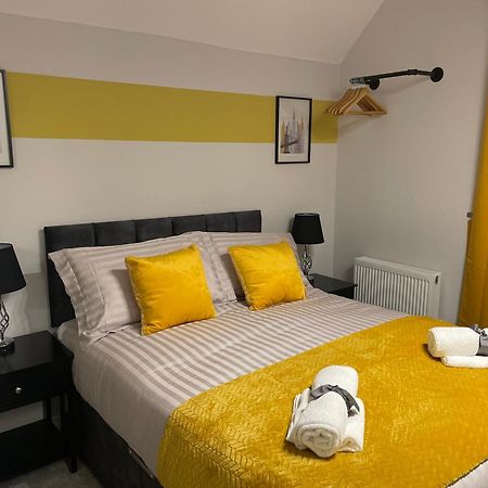Nhs Workers And Students Haven - The Bee Hive Villa Reading Exterior photo