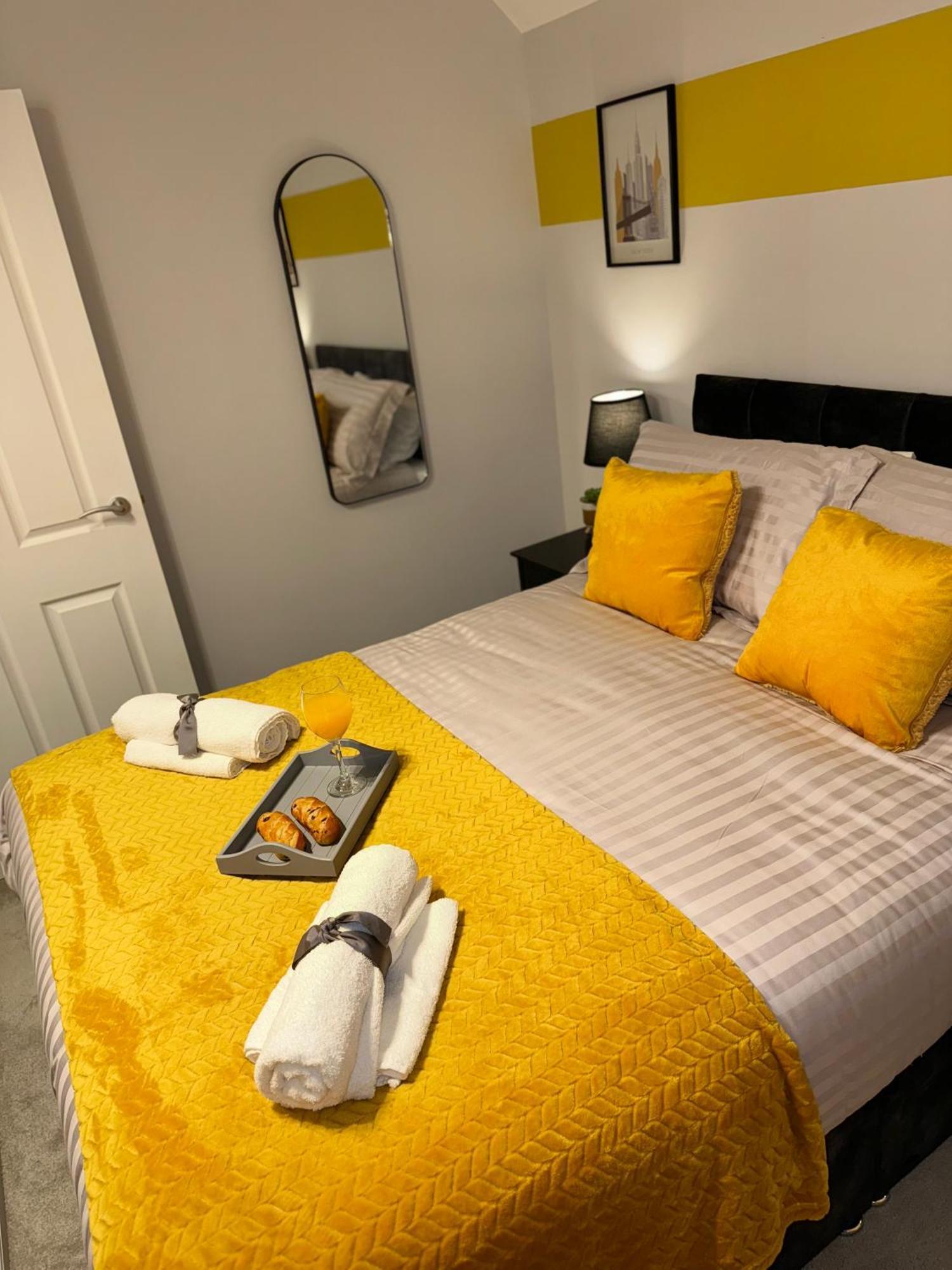 Nhs Workers And Students Haven - The Bee Hive Villa Reading Exterior photo
